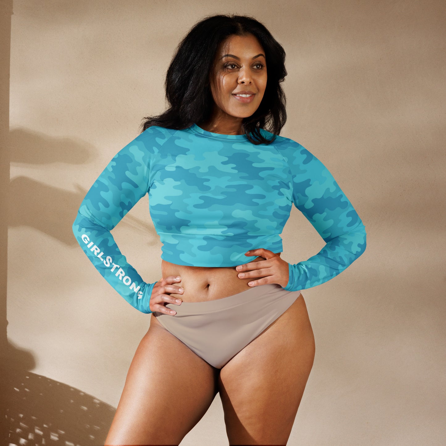 THE ESSENTIAL LONG SLEEVE FITTED CROP TOP TURQUOISE CAMO