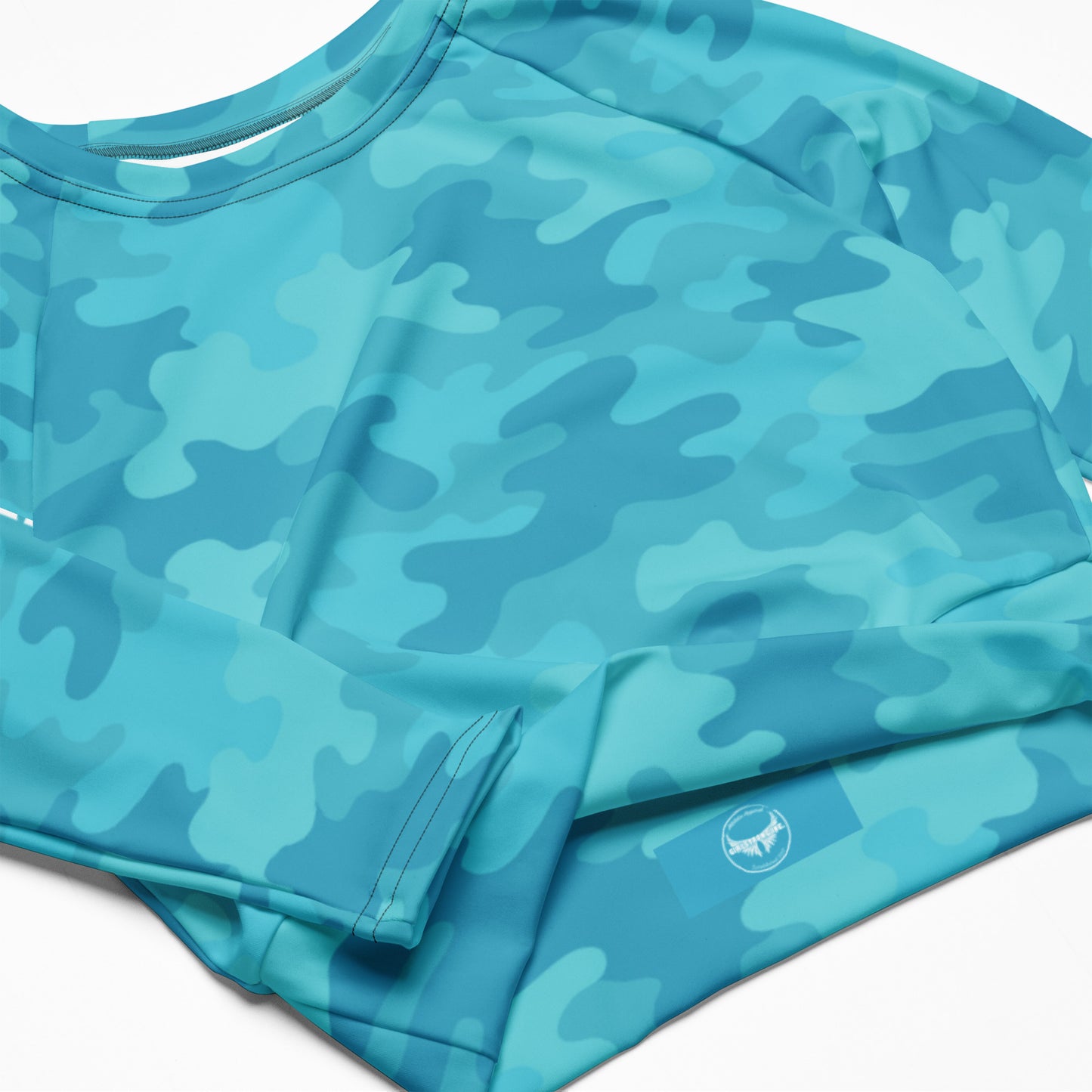 THE ESSENTIAL LONG SLEEVE FITTED CROP TOP TURQUOISE CAMO
