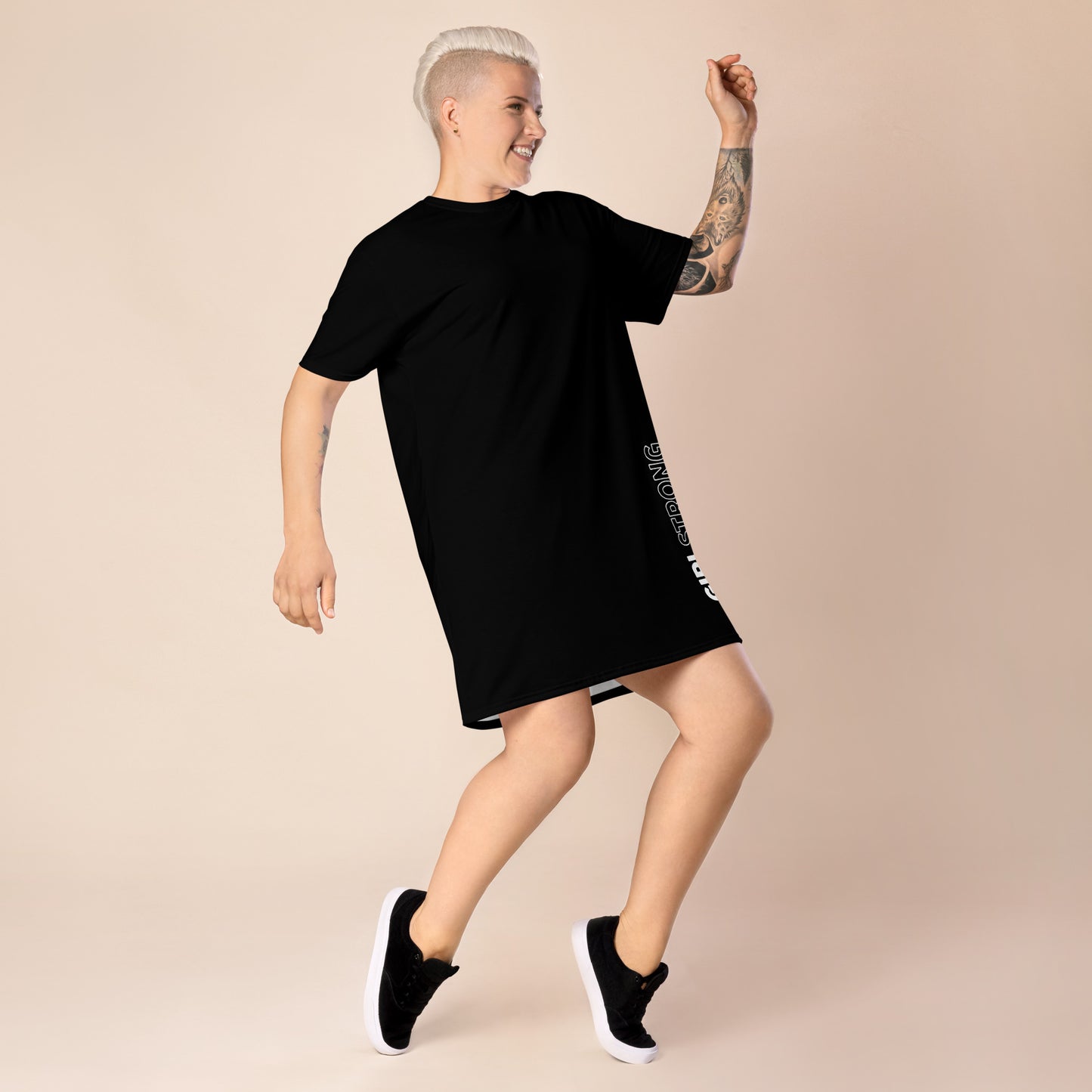 GIRLSTRONG SPORT T-SHIRT DRESS BLACK GIRLSTRONG