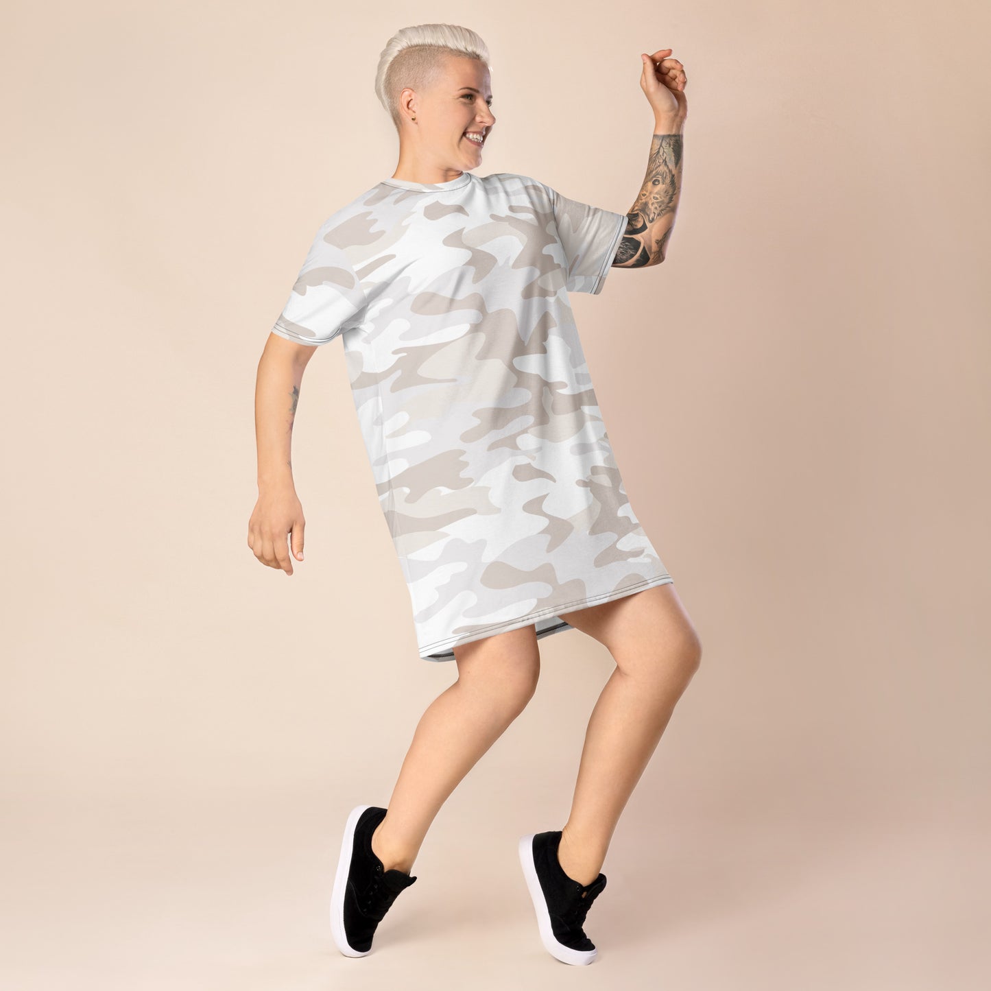 GIRLSTRONG SPORT T-SHIRT DRESS WHITE CAMO