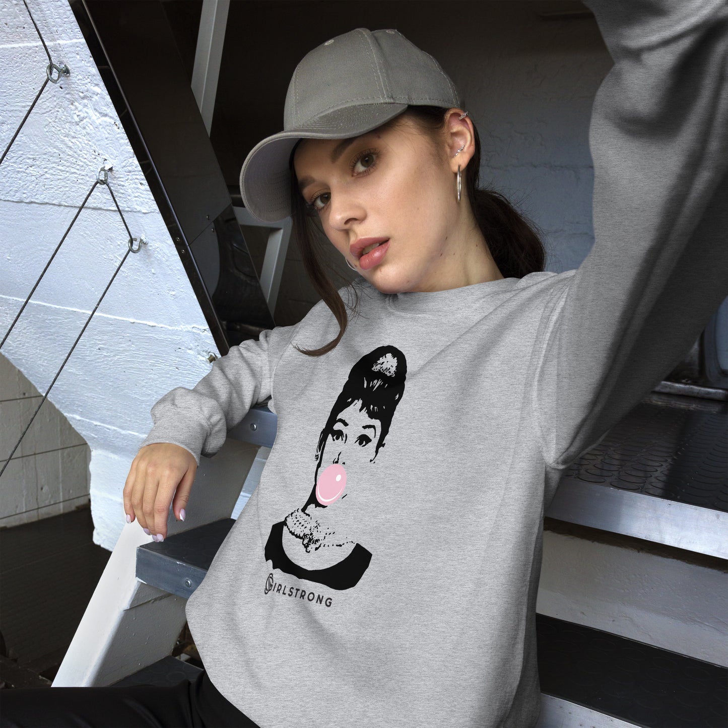 THE ESSENTIAL UNISEX SWEATSHIRT SPORTS GREY AUDREY HEPBURN