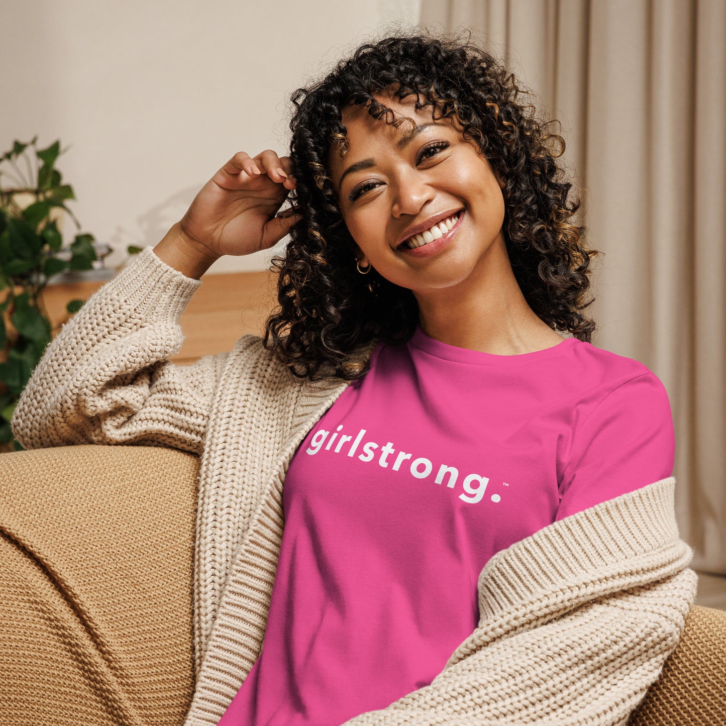 GIRLS ON THE RUN, PERFECT FEMME FIT RELAXED TEE