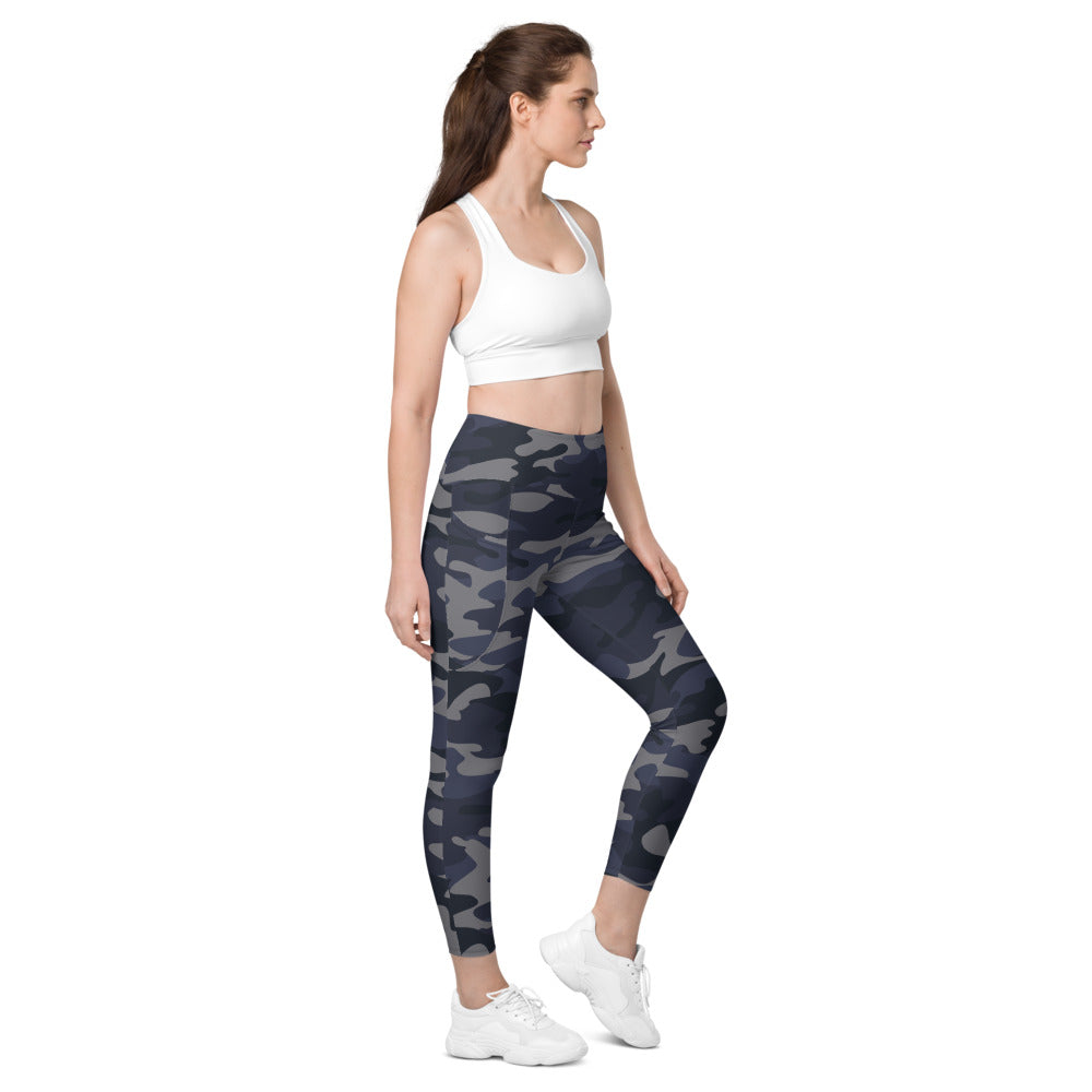 ELEVATED ESSENTIALS, THE PERFECT SIDE POCKET LEGGING NAVY CAMO