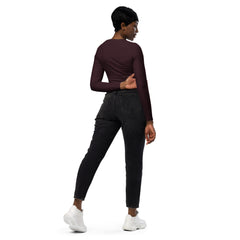 THE ESSENTIAL LONG SLEEVE FITTED CABERNET CROP TOP