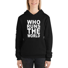 BEST FIT, BEST FEEL FLEECE HOODIE BLACK - WHO RUNS THE WORLD